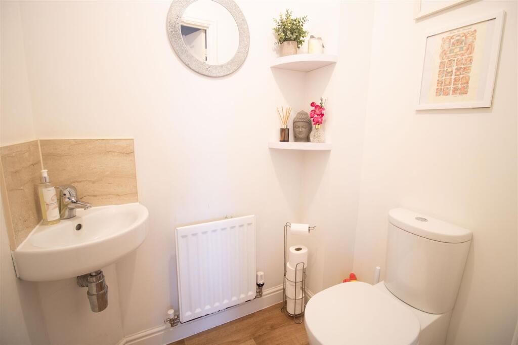 Harrier Avenue, Penallta, CF82 photo 4