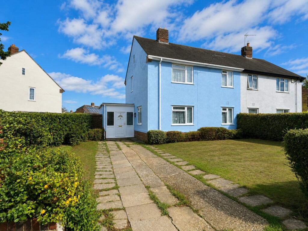 Sunningdale Crescent, Bournemouth, BH10 5LL