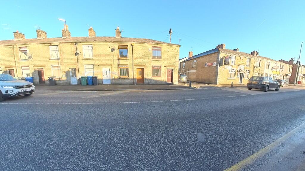 Main image of property: Tottington Road, Bury, BL8
