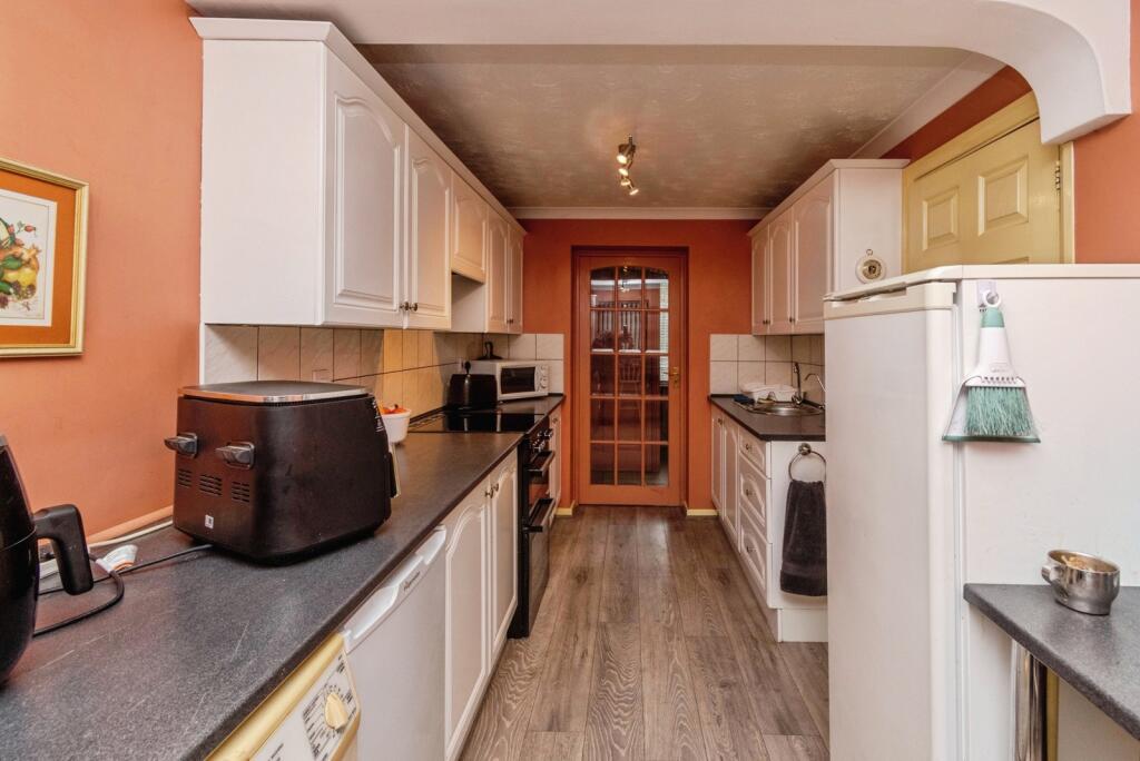 House in South Staffordshire, Shareshill - View 4