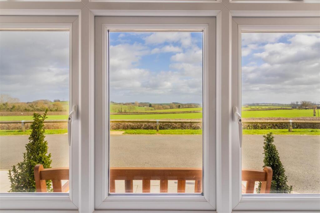 Cox Drive, Bishops Itchington, Southam photo 4