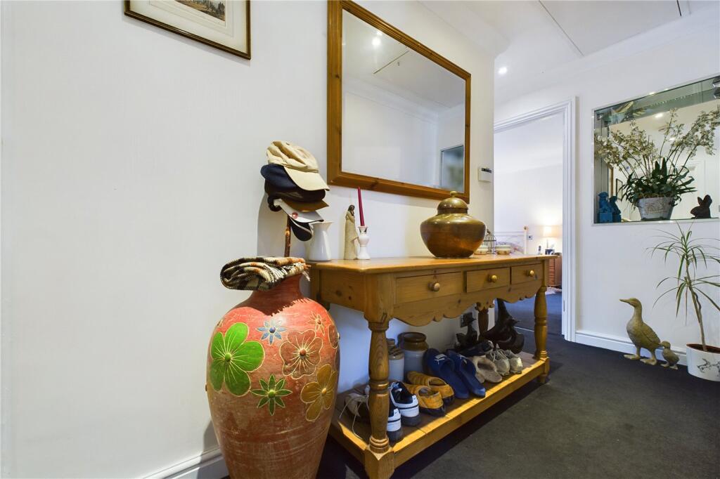House in Reading - View 4