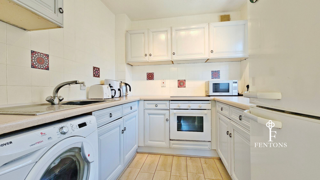 Apartment in Walton-on-the-Naze, Frinton and Walton - View 3