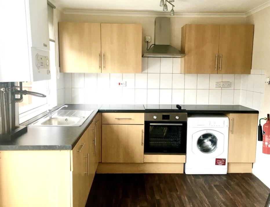 4-bed terraced on Burke Close, London, SW15, £525,000