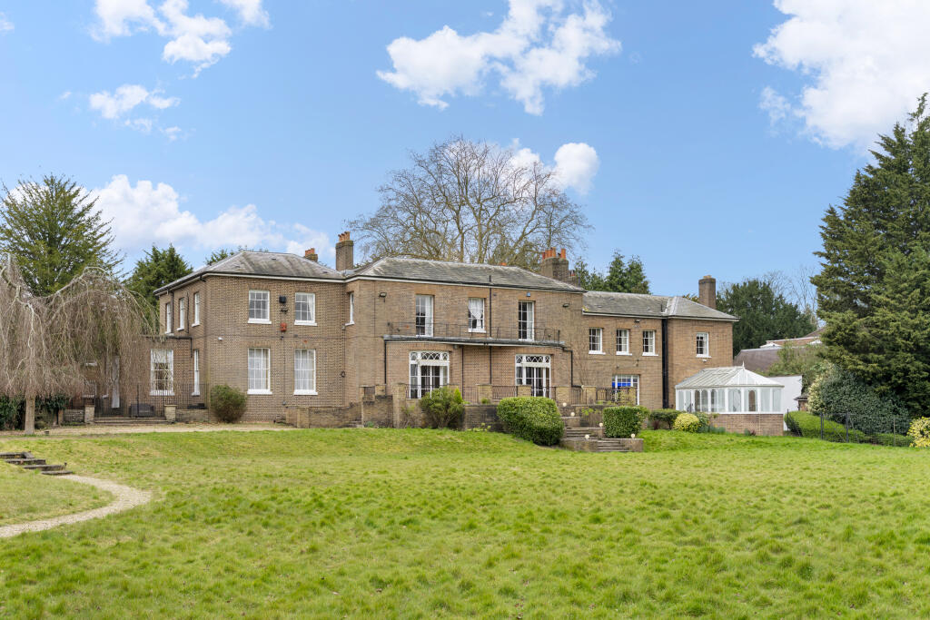 Main image of property: Hadley, Barnet, London, EN5