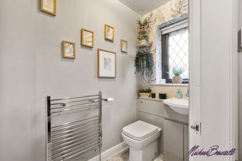 Additional image 10 of Upper Meadows, Queensbury, Bradford, BD13 2JY