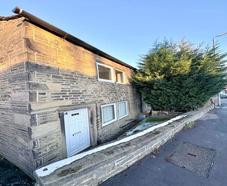 Main image of property: 102 Halifax Road, Brighouse, West Yorkshire, HD6