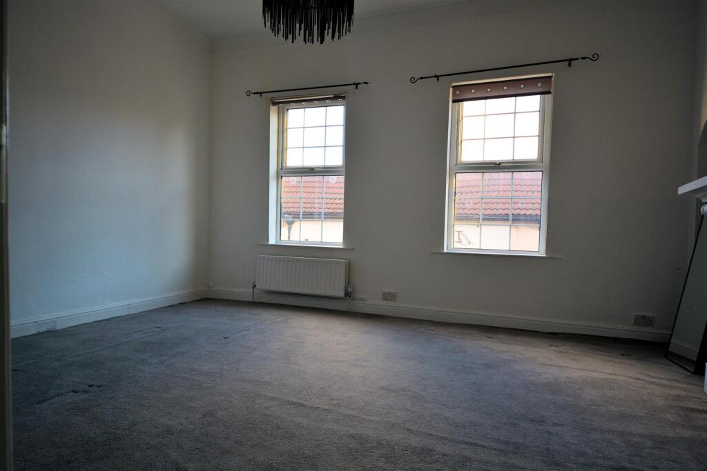 Apartment in York, Selby - View 5