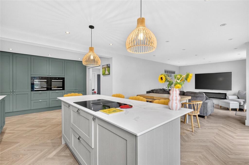House in Reading - View 5