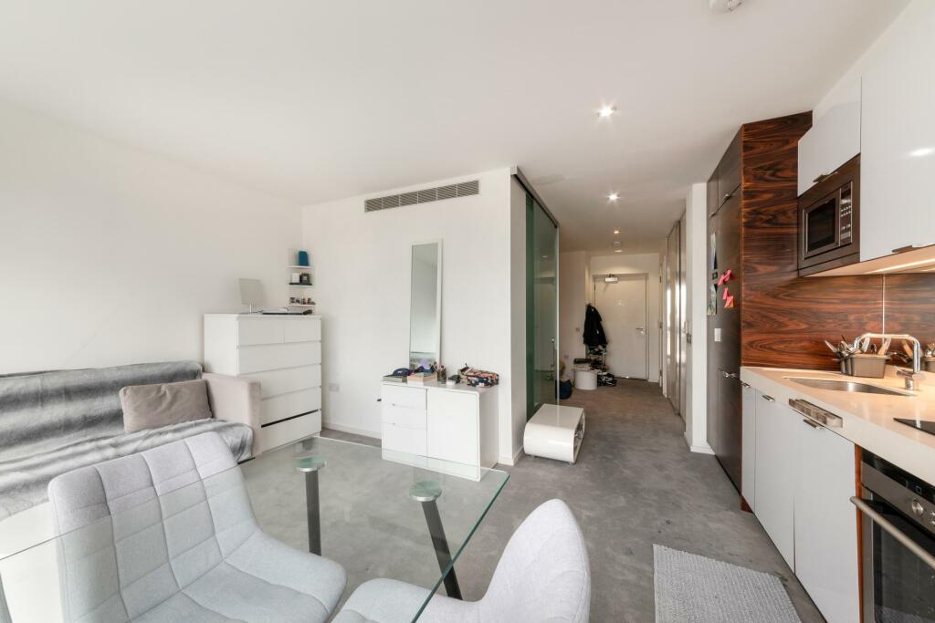 Studio apartment for rent