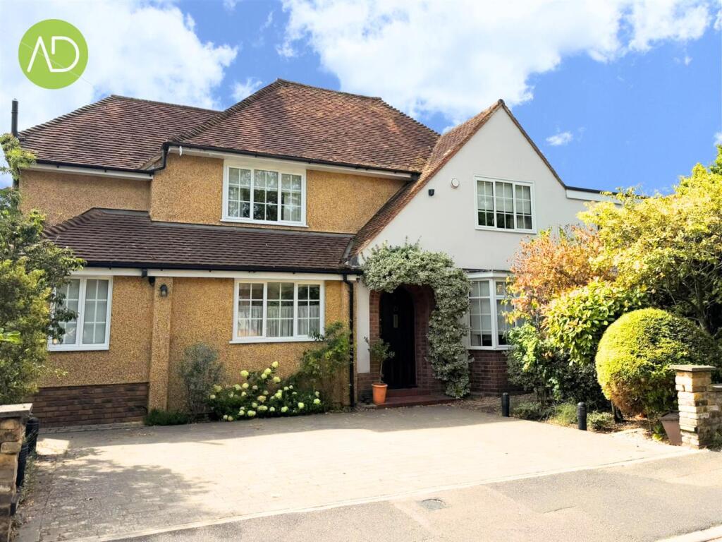 Main image of property: Cranbourne Drive, Hoddesdon