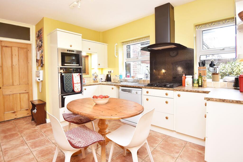 Forest Lane, Harrogate, HG2 - View 5