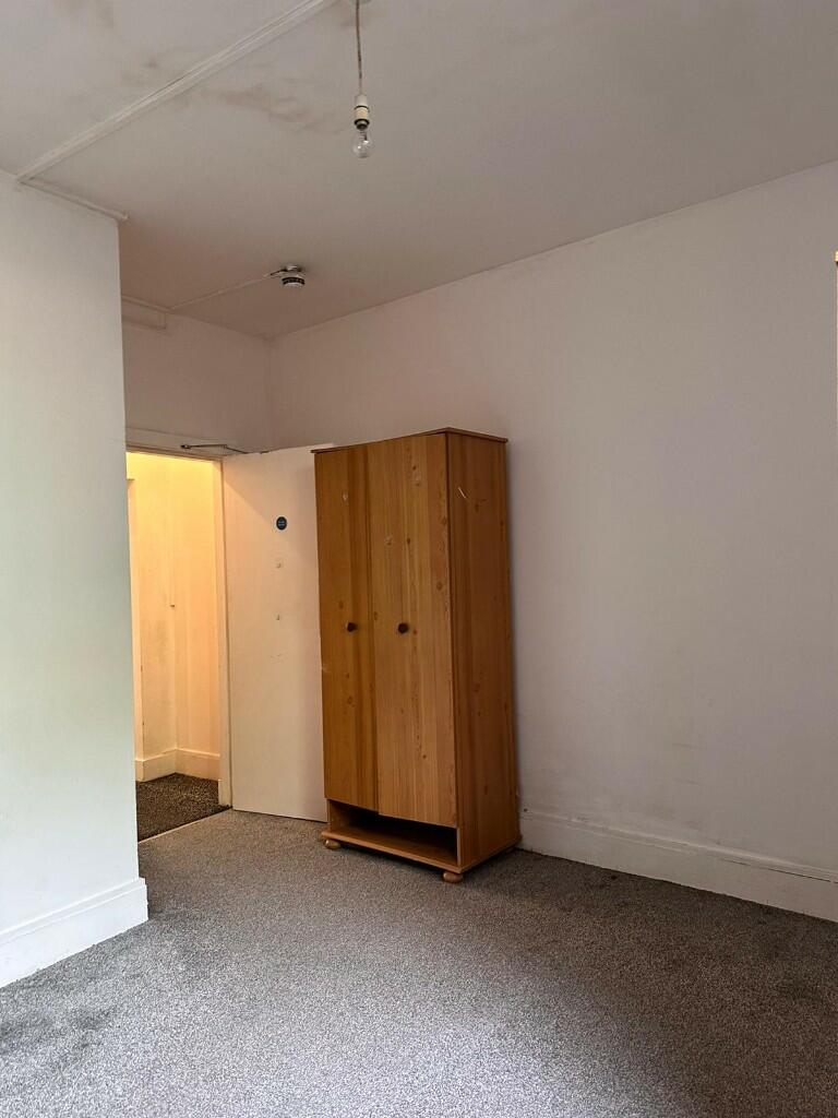 Apartment in Bolton - More