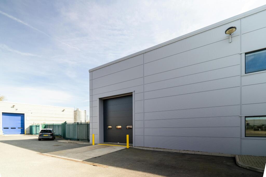 Birchmere Business Park - Unit 3 - 090.jpg