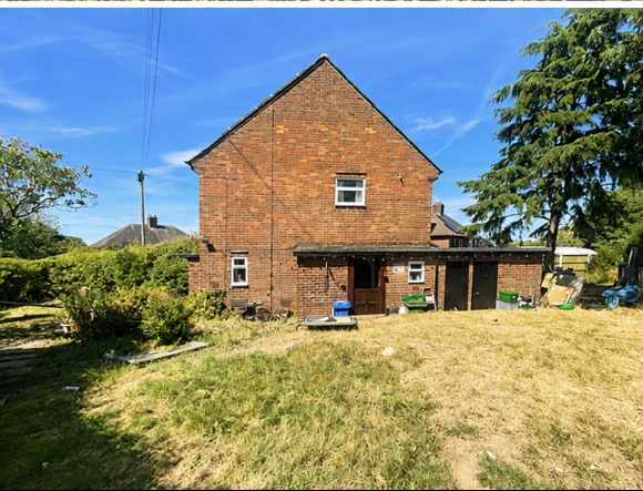 House in Runcorn, Halton Lea, The Brow - View 2