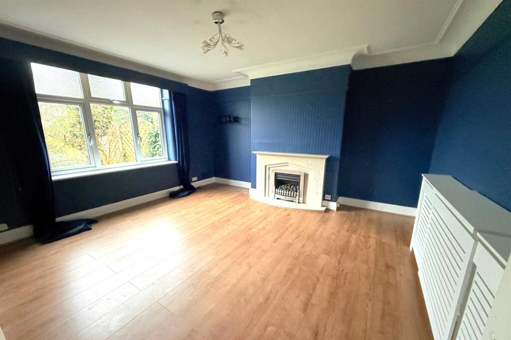Heath Road, Runcorn, WA7 5TF photo 4