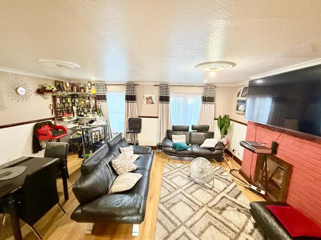 House in London - More
