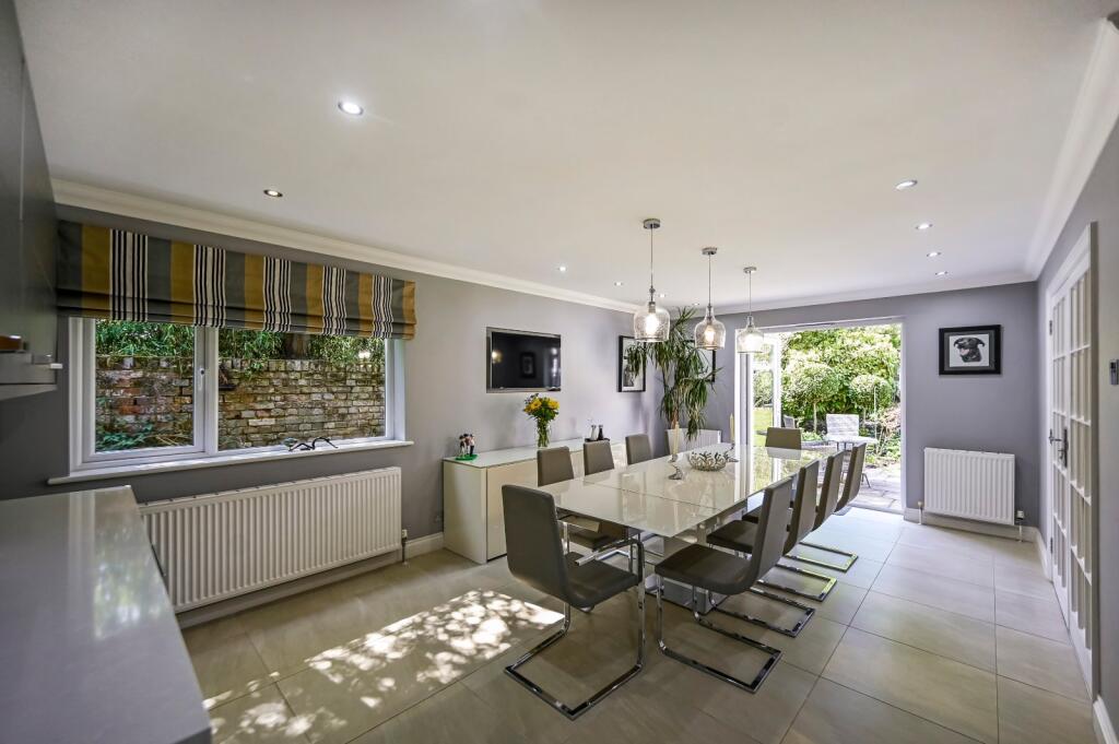 Sussex Road, New Romney, Kent, TN28 photo 4