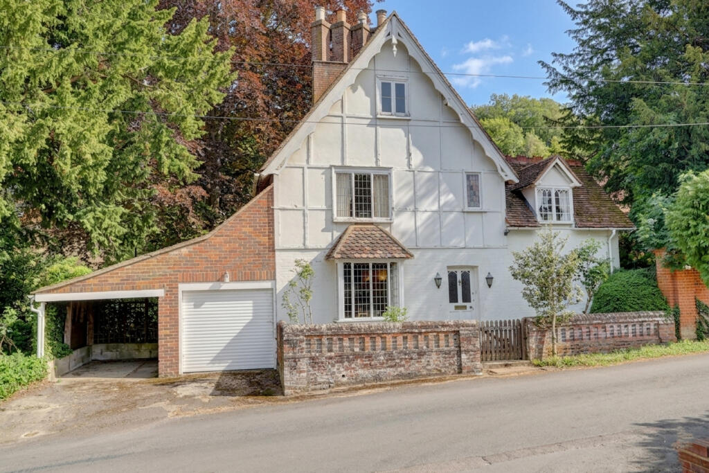 Main image of property: Whiteleaf, Princes Risborough, Buckinghamshire, HP27