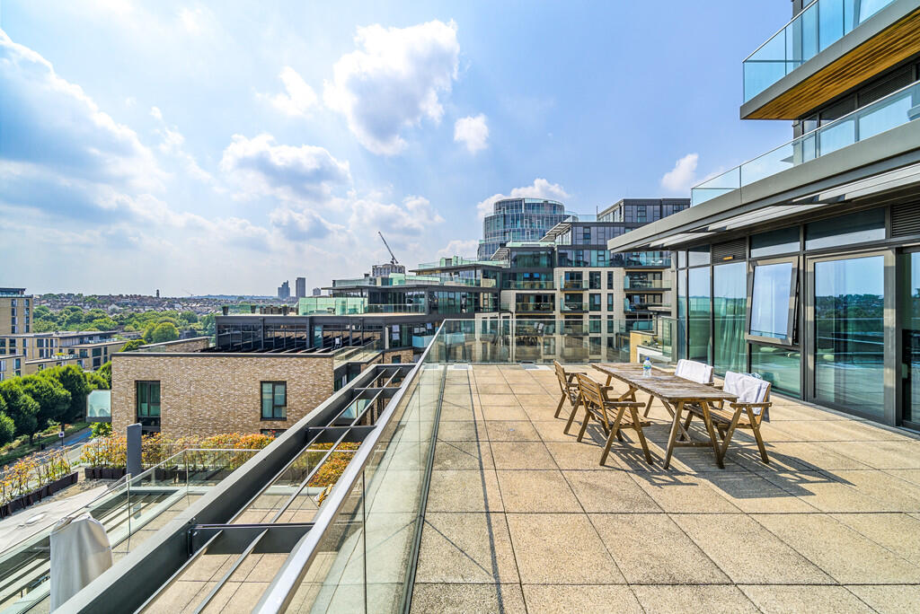 Main image of property: Discovery House, Battersea Reach
