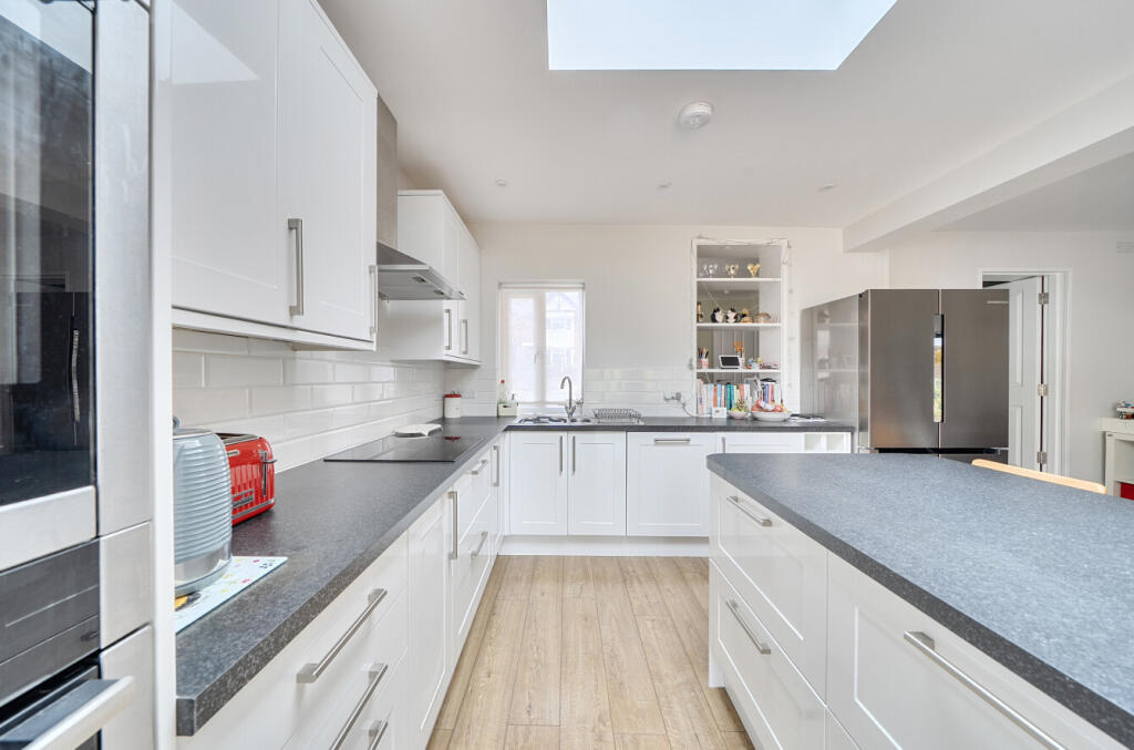 House in Southampton - View 2