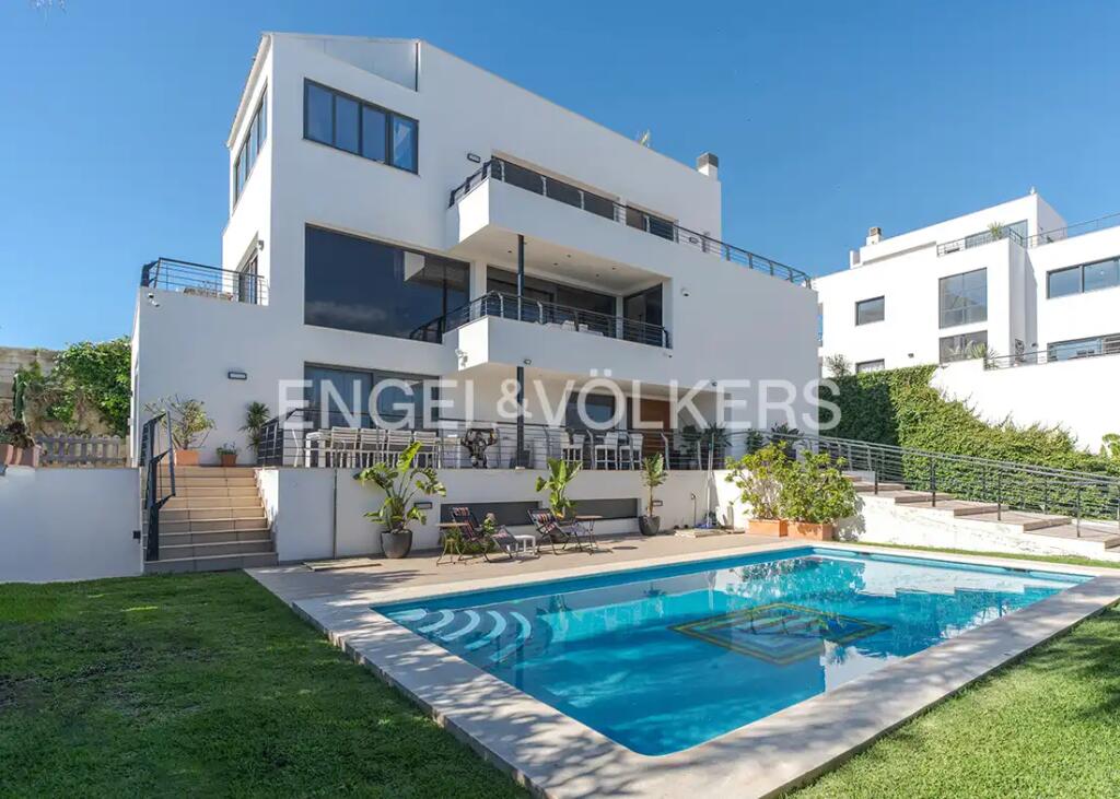 Main image of property: Valencia, Alicante, Alicante