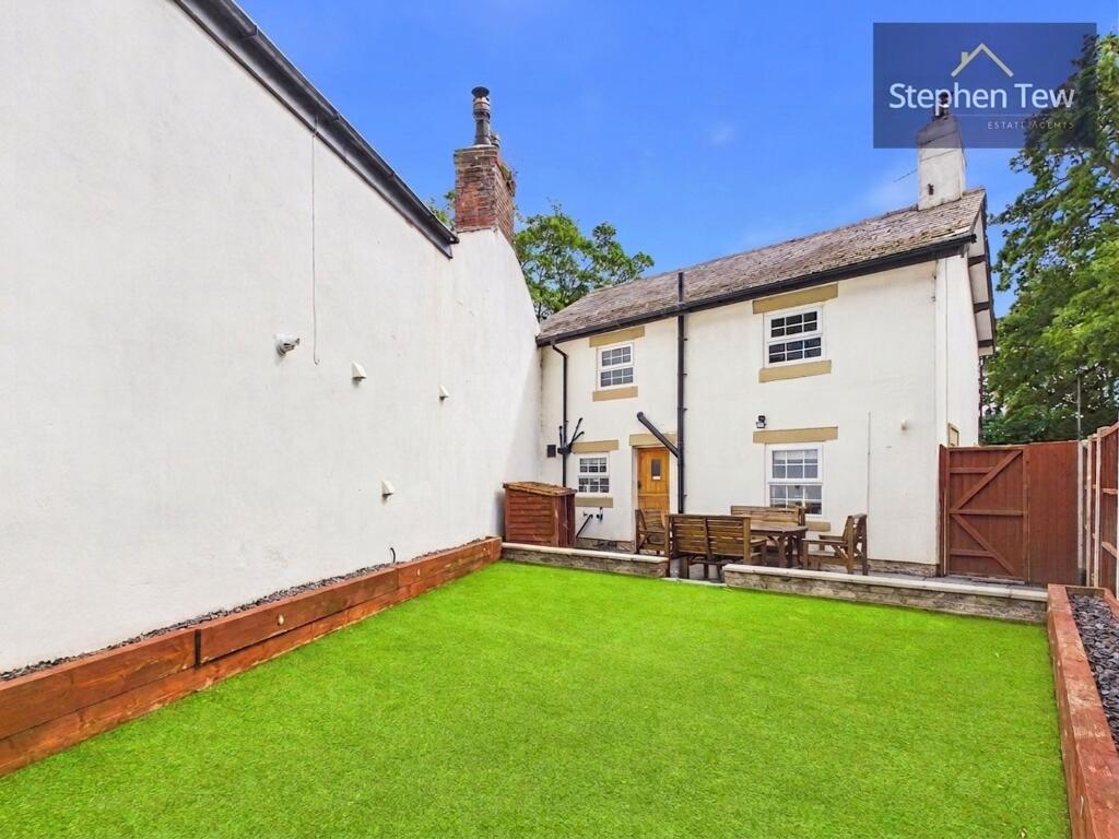 The Village, Singleton, FY6 photo 4