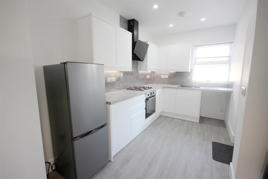 House in Sheffield, South Yorkshire - View 3