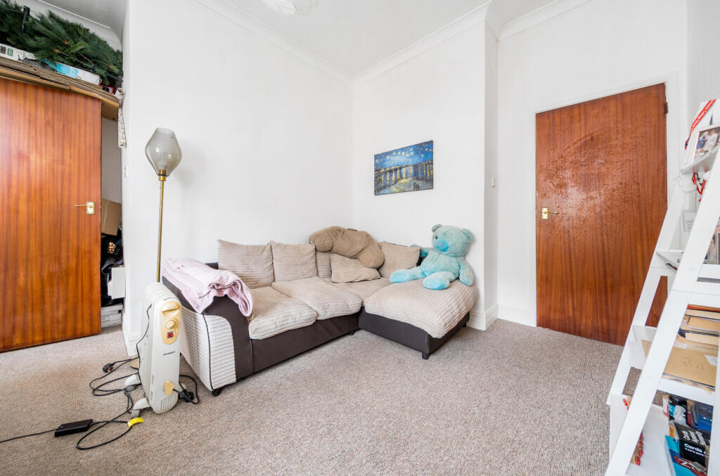 Apartment in Brighton - More