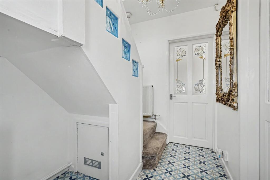 House in Nottingham, Sandiacre - More