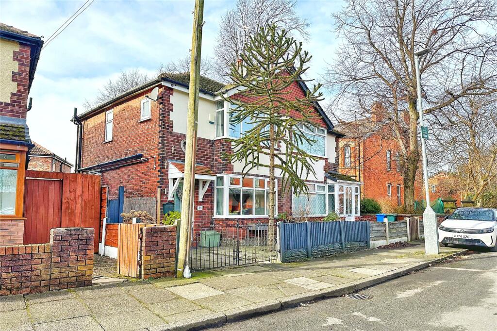 Main image of property: Hoppet Lane, Droylsden, Manchester, Greater Manchester, M43