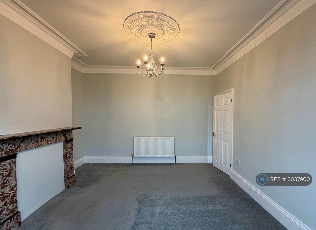 Apartment in Gateshead, Eighton Banks, Low Fell - More