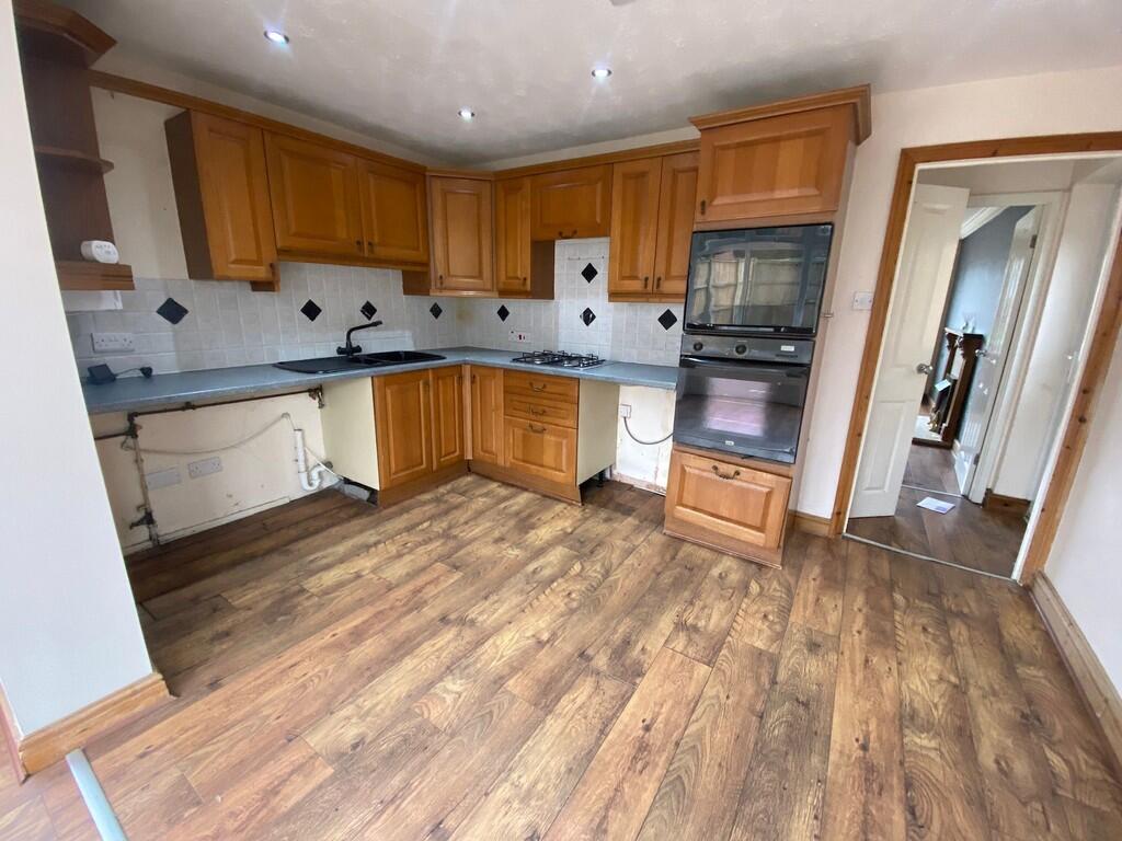 Balderton, Blackthorne Close photo 3
