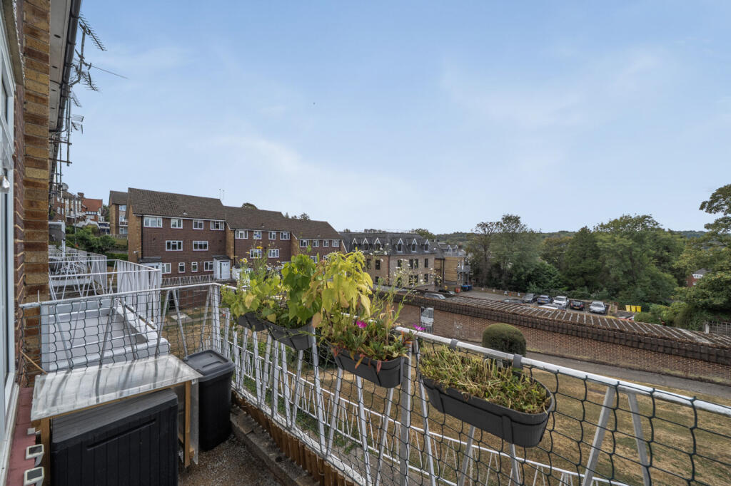 Apartment in Hemel Hempstead, High Wycombe Community Board - View 5