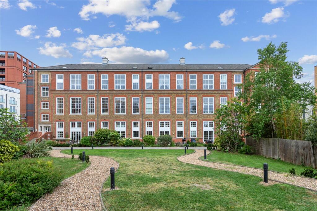 Main image of property: Enfield Road, London, N1