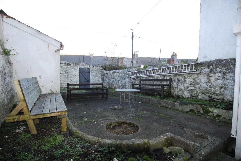 House in Plymouth - View 3