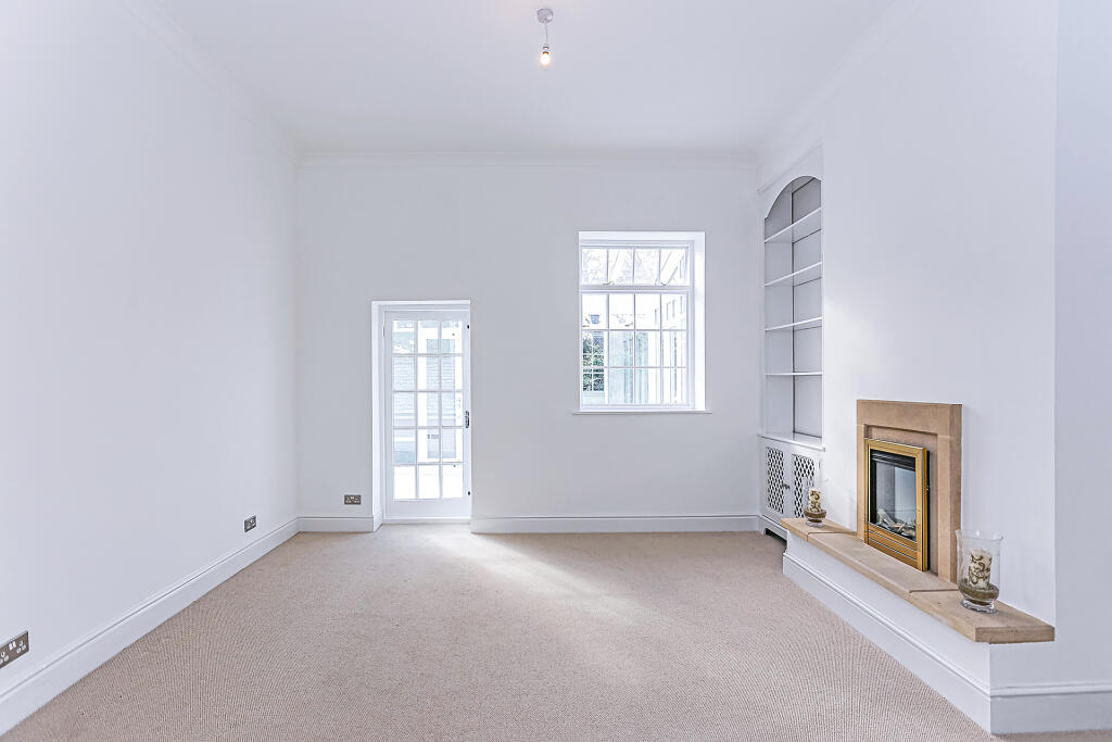 7, The Mews, Berkswell Hall, Meriden Road, Berkswell photo 3