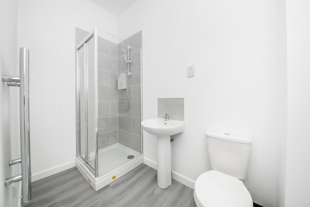 Additional image 8 of Card House, Bingley Road, Bradford, BD9 6FF