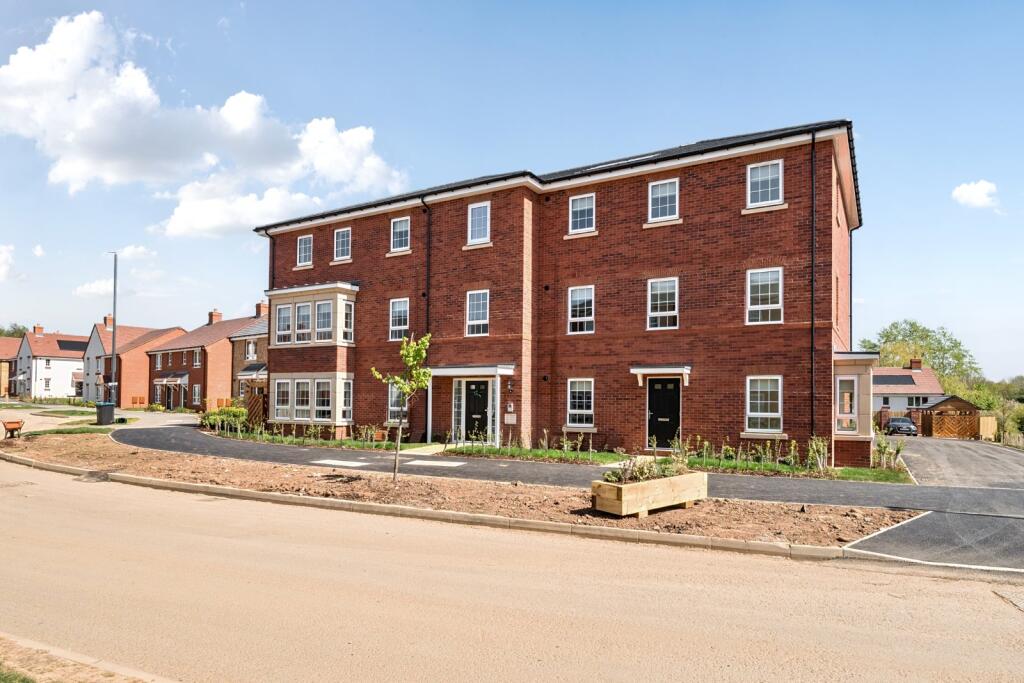 Main image of property: Kingston Grange Drive, Upper Lighthorne, Leamington Spa, Warwickshire, CV33