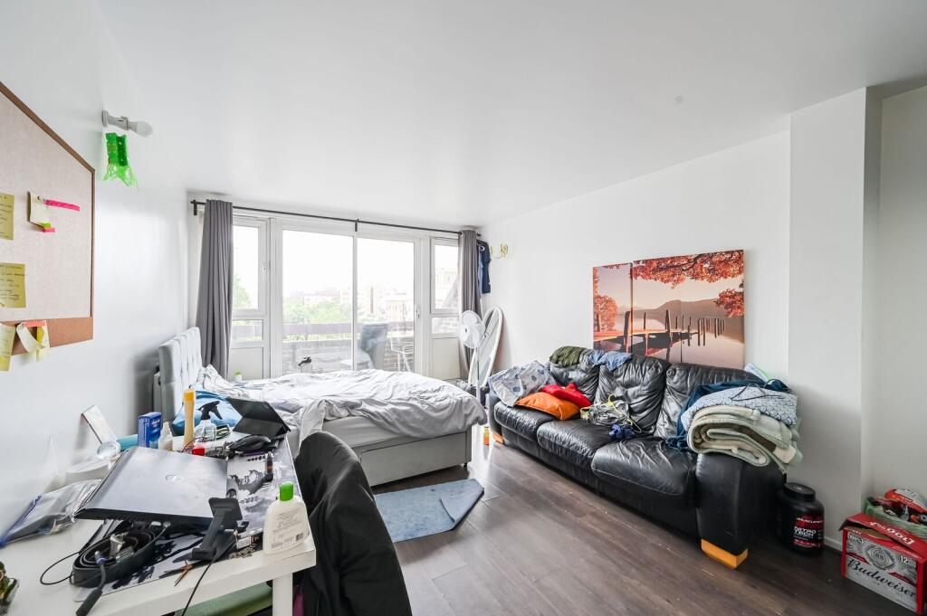 Apartment in London, Millwall, Canary Wharf - View 2