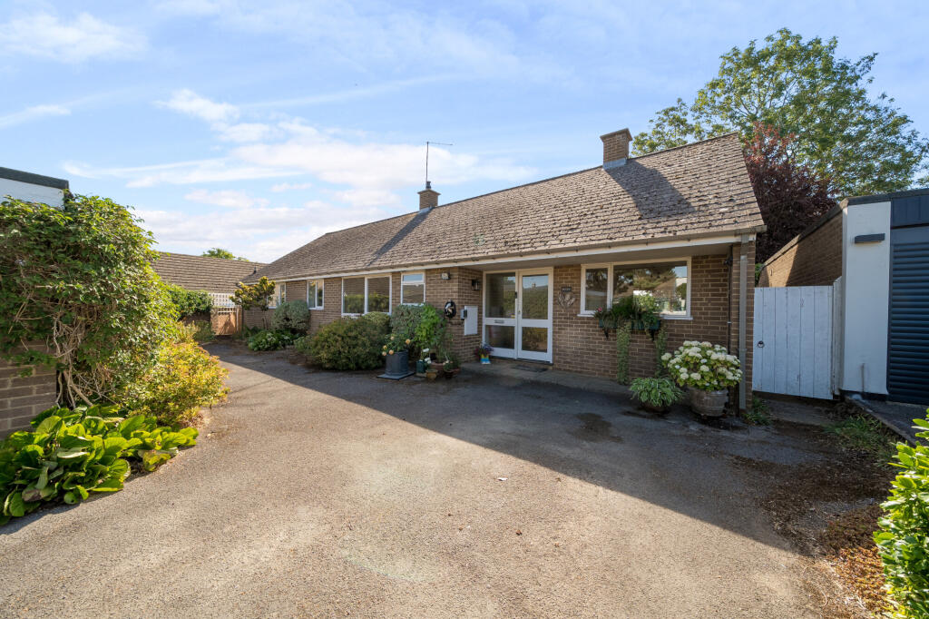 Main image of property: Rudgeway, Evenley, NN13
