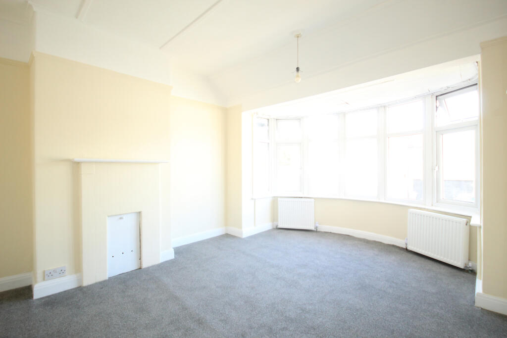 House in Harrow - View 5