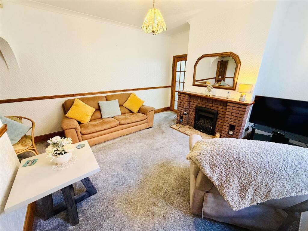 House in Goole, East Riding of Yorkshire - View 5