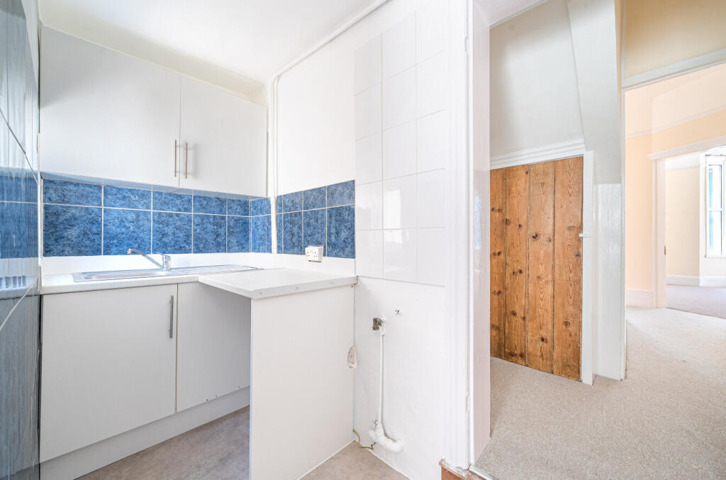 Apartment in Worthing, West Worthing - View 5