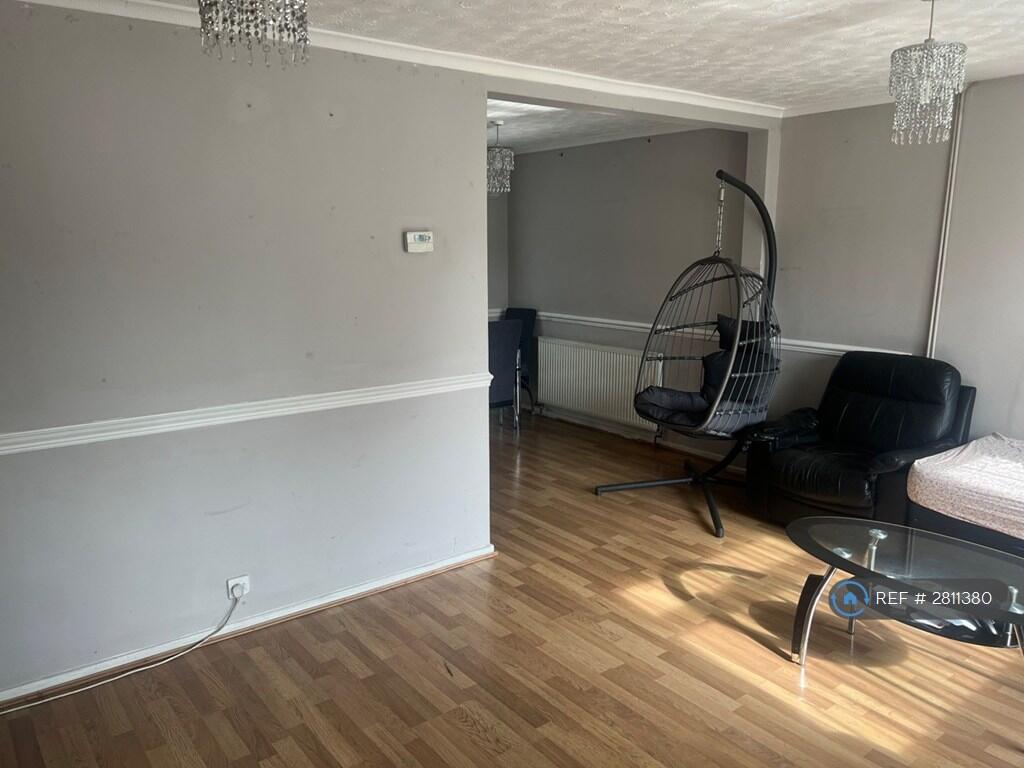 Main image of property: Hatherleigh Road, Leicester, LE5