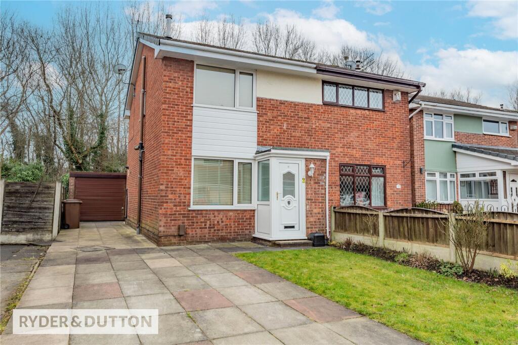 Main image of property: Lowlands Close, Alkrington, Middleton, Manchester, M24