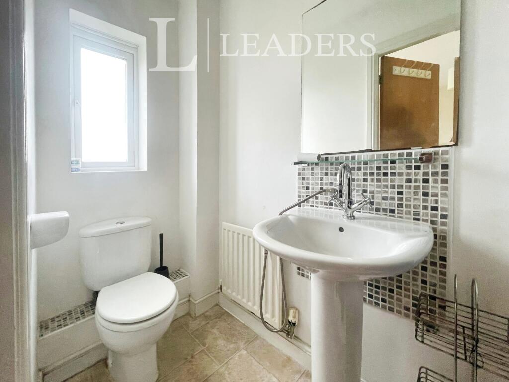 4 bedroom house for rent