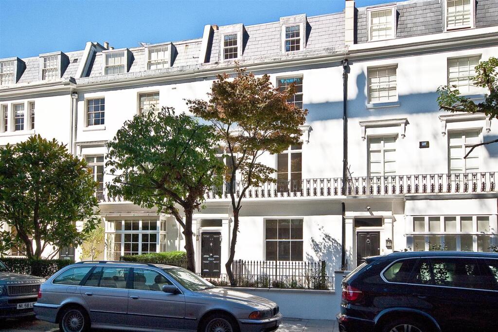 SHEFFIELD TERRACE, London, W8 photo 2