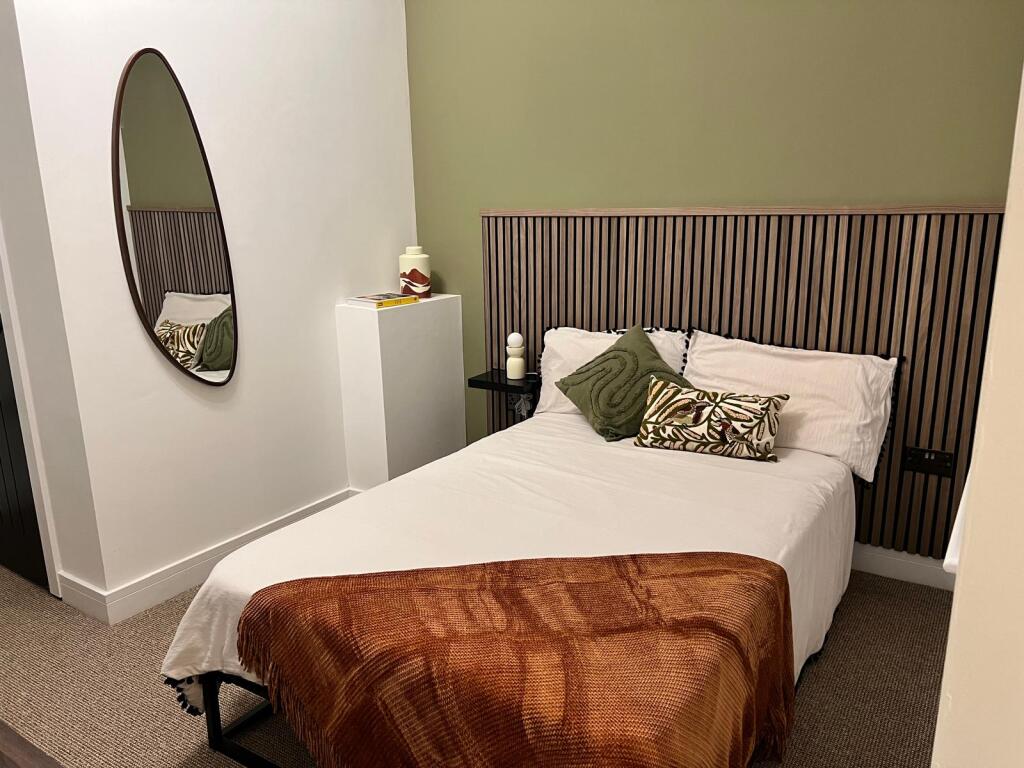 Main image of property: Stunning Newly Renovated Studio, Walbrook Road, DE23