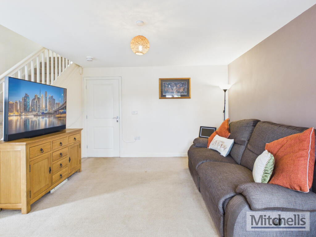 51 Weavers Avenue, FRIZINGTON, CA26 photo 4